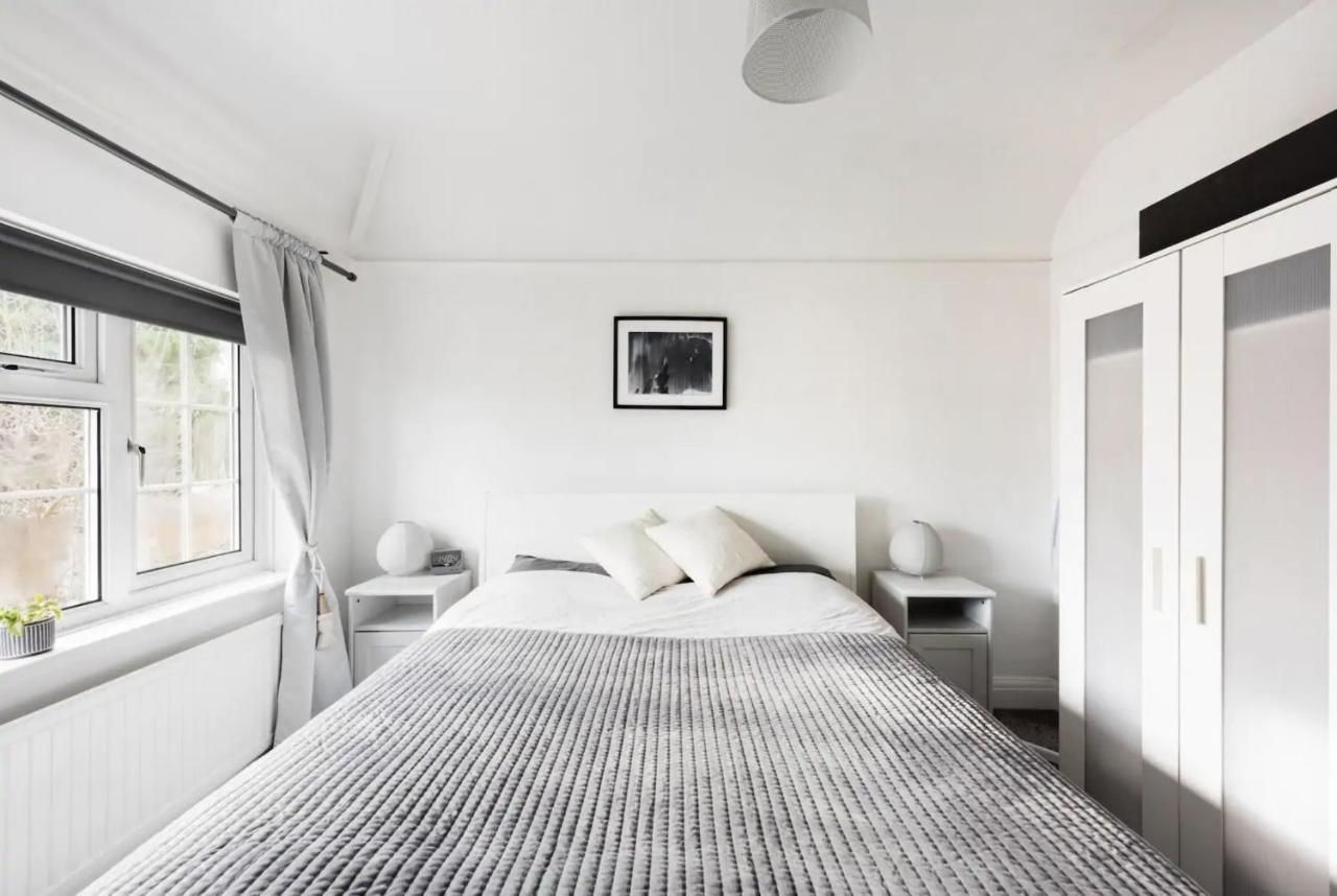 The Film Studio Appartement 5 Min To Harry Potter Γουάτφορντ Εξωτερικό φωτογραφία