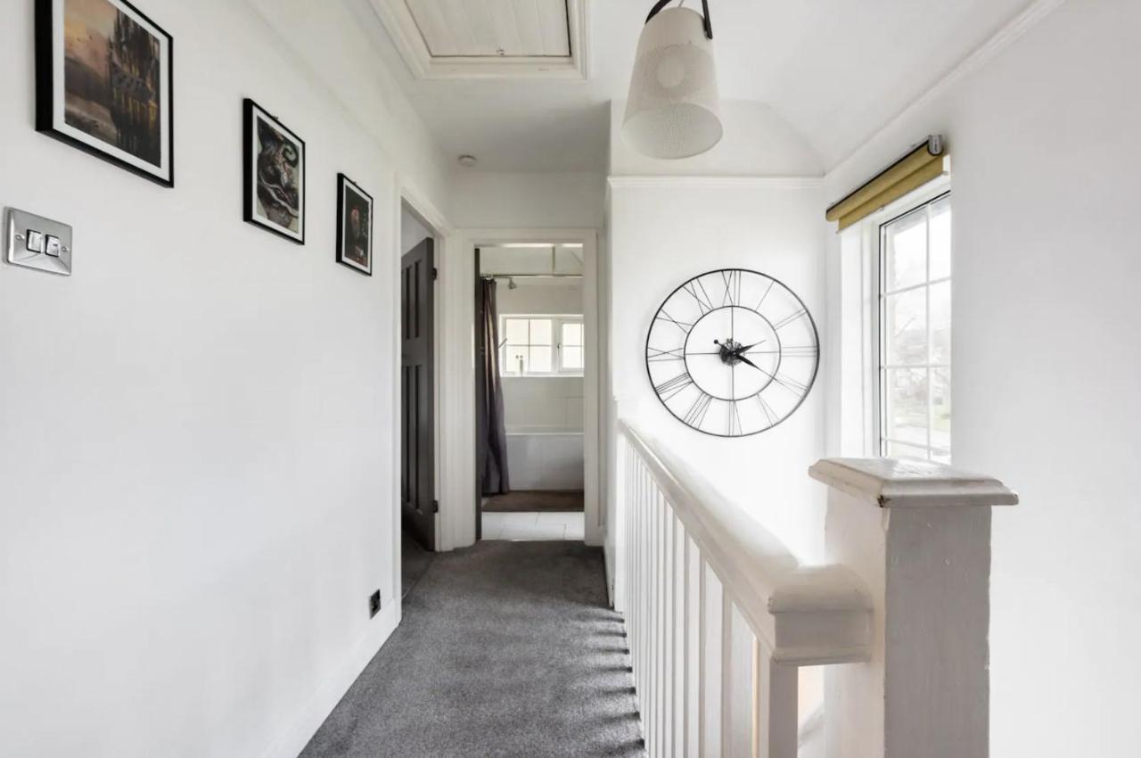 The Film Studio Appartement 5 Min To Harry Potter Γουάτφορντ Εξωτερικό φωτογραφία