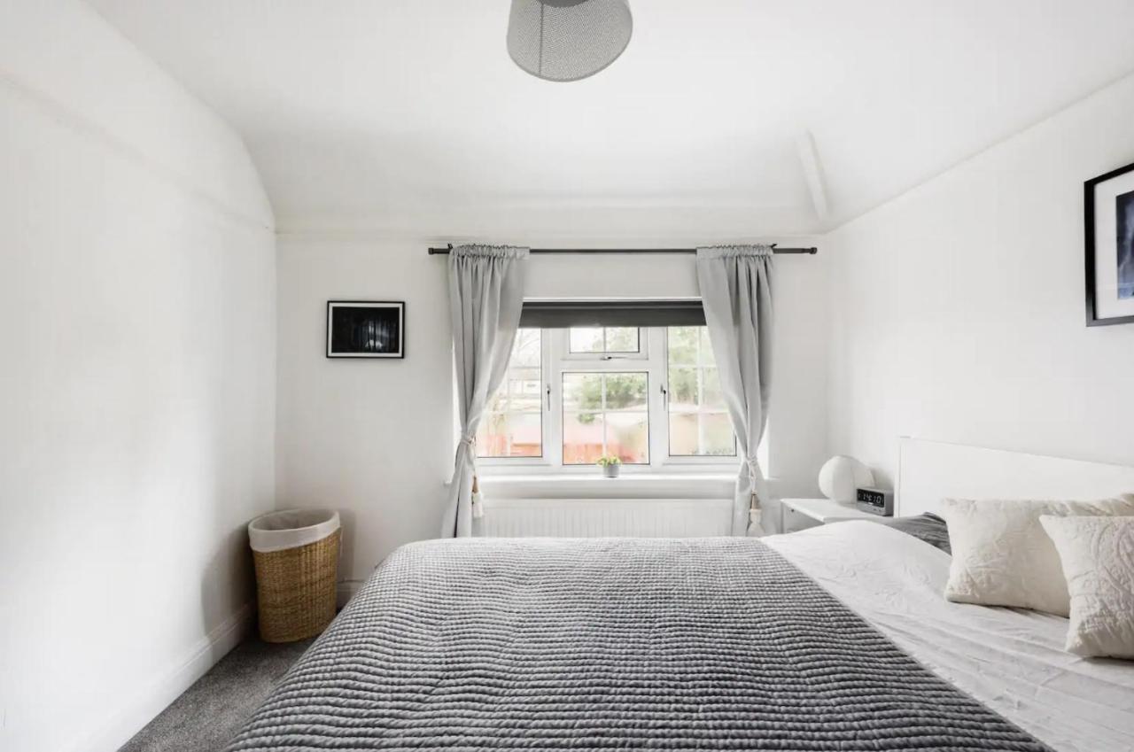The Film Studio Appartement 5 Min To Harry Potter Γουάτφορντ Εξωτερικό φωτογραφία